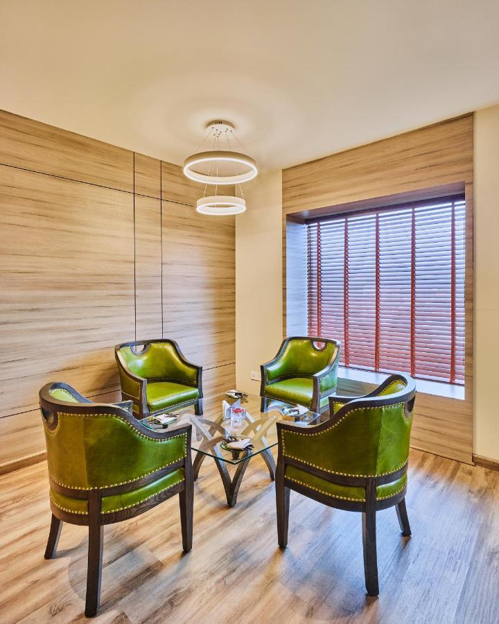 Hycinth Hotels Thiruvananthapuram Eksteriør bilde